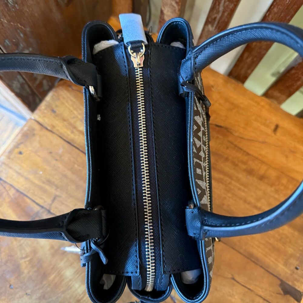 NWT DKNY Paige Satchel Crossbody Bag Black - Picture 6 of 11